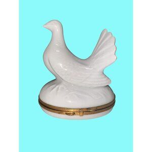 Limoges France White Ceramic Dove Trinket Box With Gold Accents